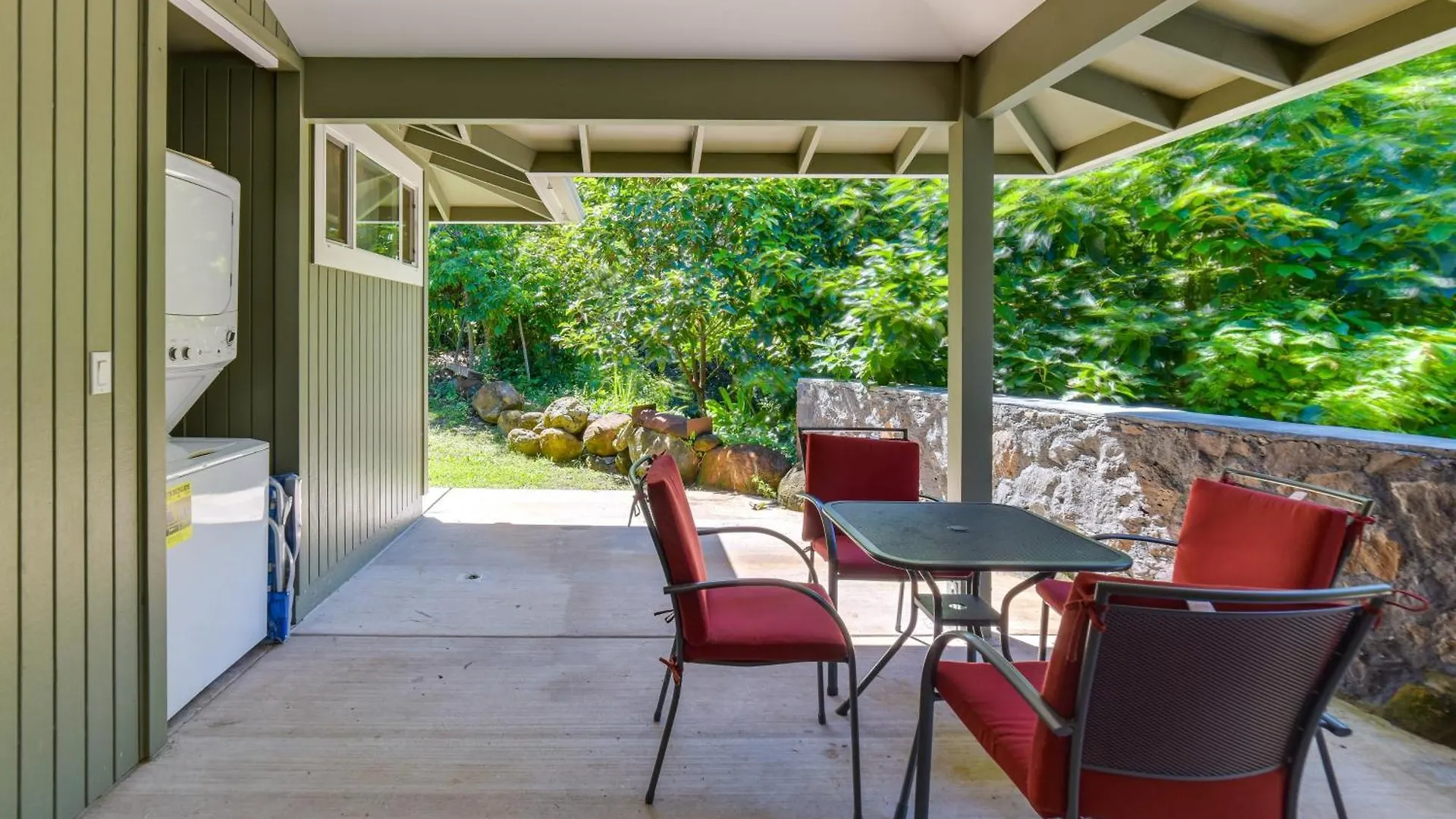 Appartamento Bright Haiku Studio Patio And Rainforest View